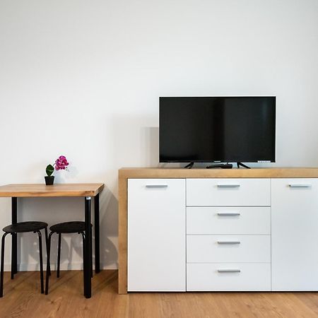 Hohome Comfy Apartments Warschau Buitenkant foto