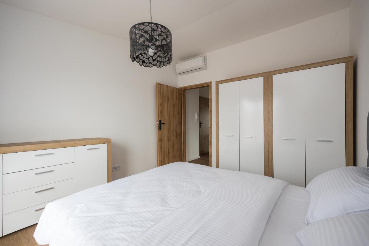 Hohome Comfy Apartments Warschau Buitenkant foto